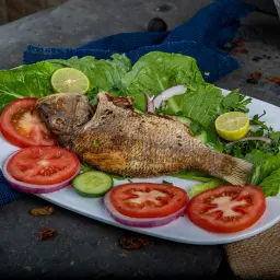 وجبة سمك مقلي